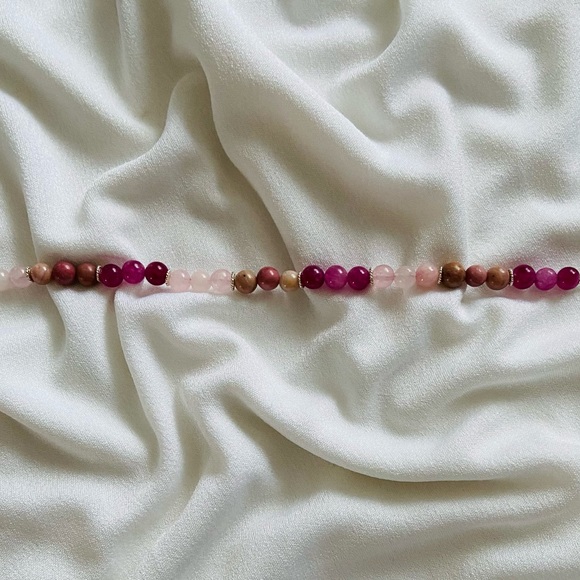 Handcrafted Healing/Comfort Bracelet for attracting Love - Picture 2 of 3